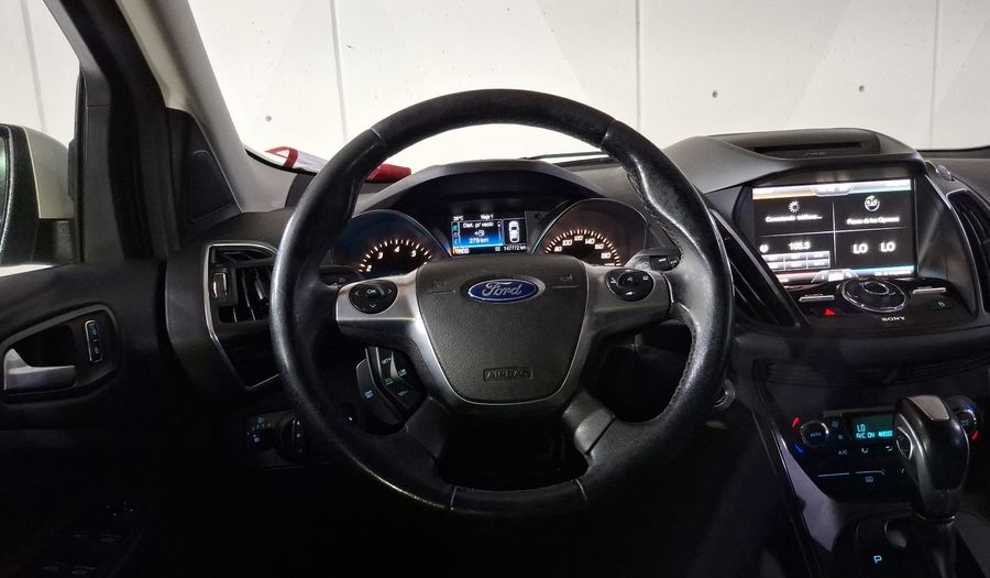 Ford Escape 2.0L TITANIUM ECOBOOST I4 AT Suv 2015