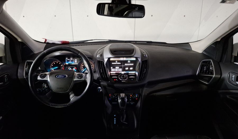 Ford Escape 2.0L TITANIUM ECOBOOST I4 AT Suv 2015