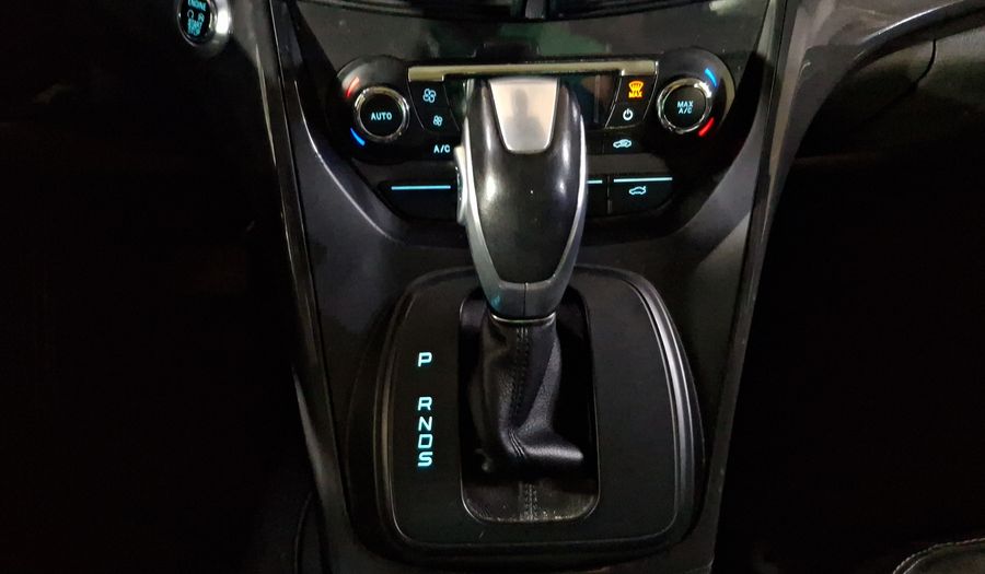 Ford Escape 2.0L TITANIUM ECOBOOST I4 AT Suv 2015