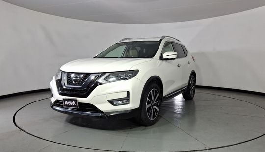 Nissan • X-Trail