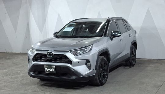 Toyota • RAV4