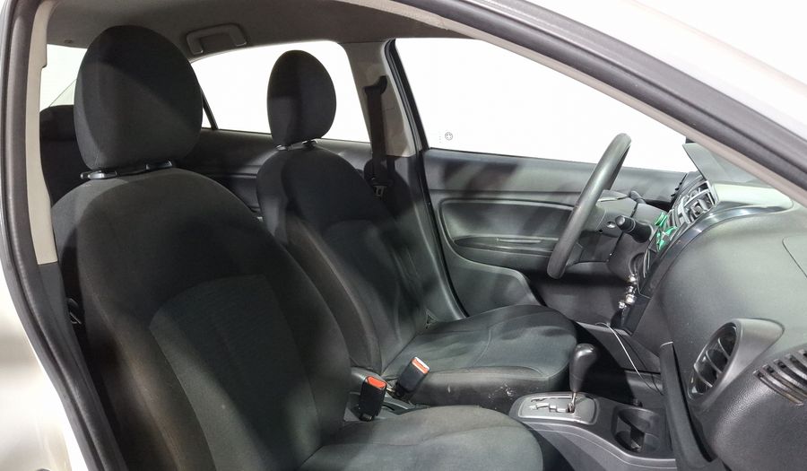 Dodge Attitude 1.2 SE CVT Sedan 2021