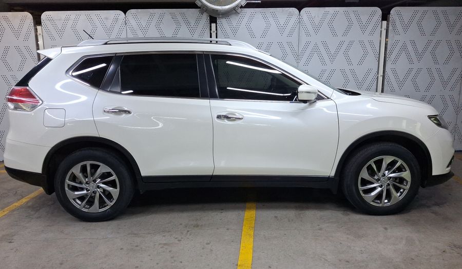 Nissan X-trail 2.5 EXCLUSIVE 2 ROW AUTO Suv 2016