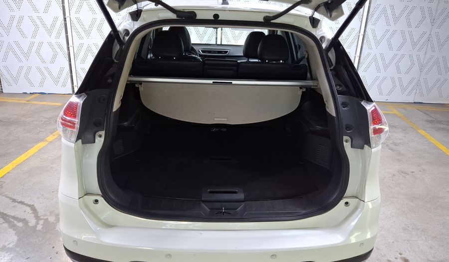 Nissan X-trail 2.5 EXCLUSIVE 2 ROW AUTO Suv 2016