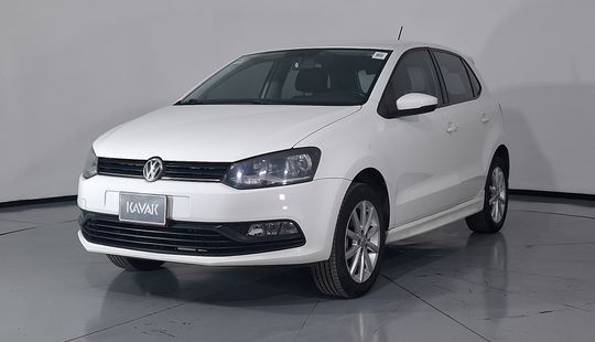 Volkswagen • Polo