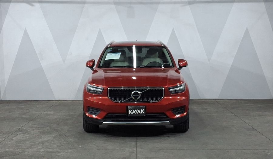Volvo Xc40 2.0 MOMENTUM T4 AUTO Suv 2019