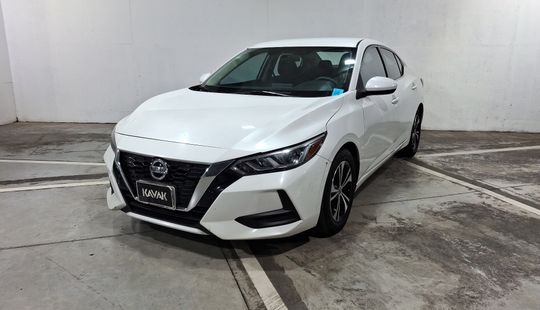 Nissan • Sentra