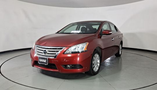 Nissan • Sentra