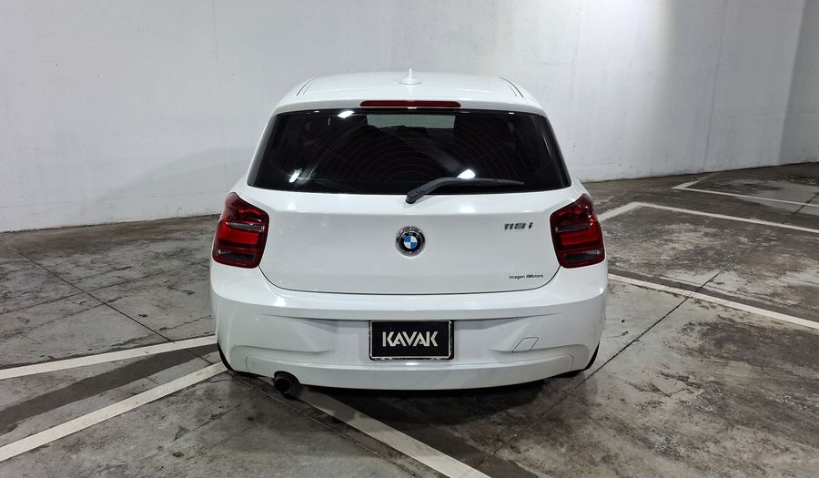 Bmw Serie 1 1.6 118IA Hatchback 2014