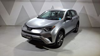 Toyota • RAV4