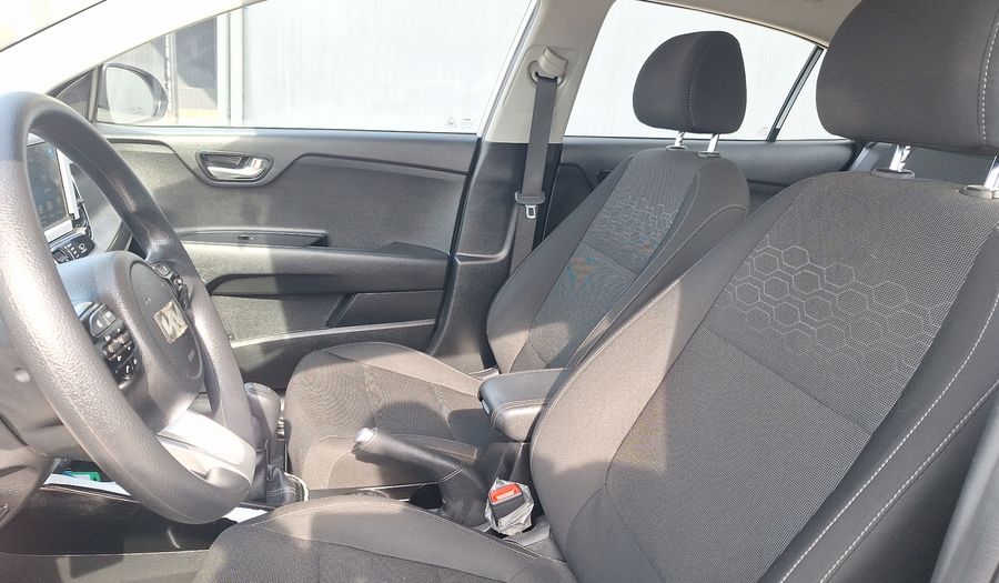Kia Rio 4 1.4 EX FULL Sedan 2023