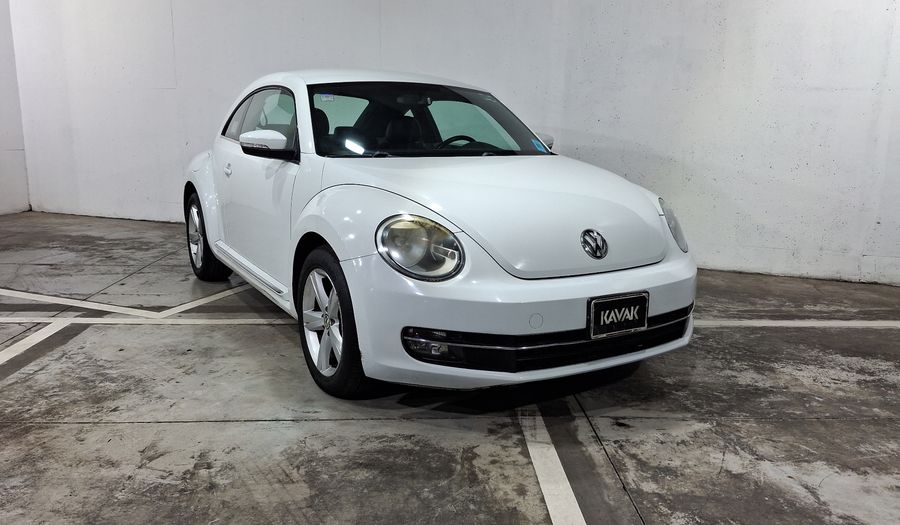 Volkswagen Beetle 2.5 SPORT PAQUETE BASICO TIPTRONIC Hatchback 2015