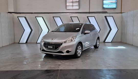 Peugeot • 208
