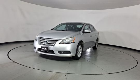 Nissan • Sentra