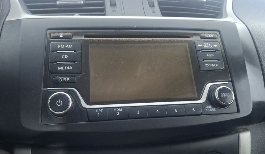 Nissan Sentra 1.8 ADVANCE CVT Sedan 2016