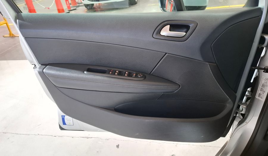 Peugeot 308 1.6 THP FELINE TIPTRONIC Hatchback 2021