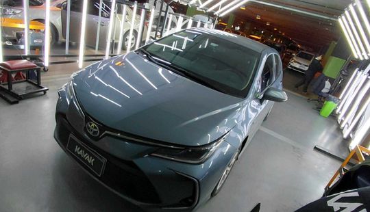 Toyota • Corolla