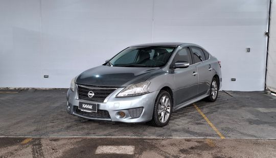 Nissan • Sentra