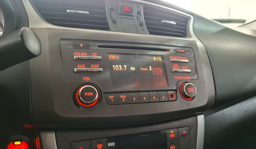 Nissan Sentra 1.8 SR AUTO Sedan 2015