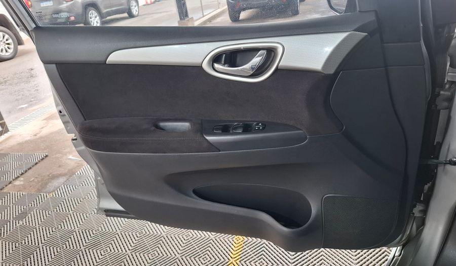Nissan Sentra 1.8 SR AUTO Sedan 2015