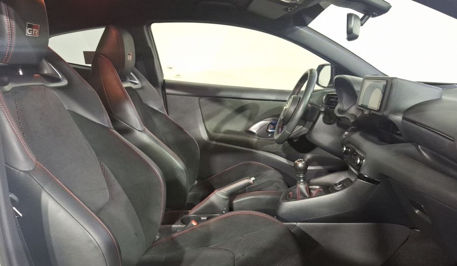 Toyota Yaris 1.6 GR LAUNCH EDITION 4WD Hatchback 2022