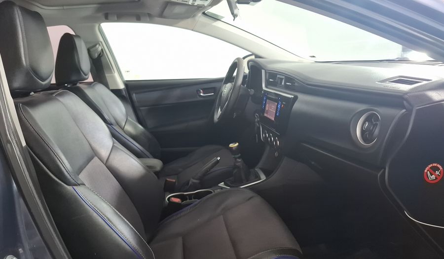 Toyota Corolla 1.8 SE MT Sedan 2017