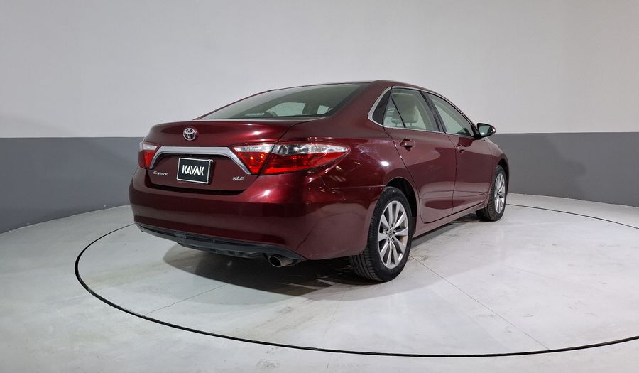Toyota Camry 2.5 XLE NAVI L4 6AT Sedan 2015