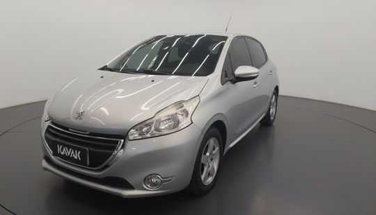 Peugeot • 208