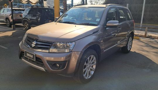 Suzuki • GrandNomade