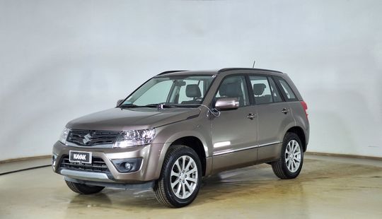 Suzuki • GrandNomade