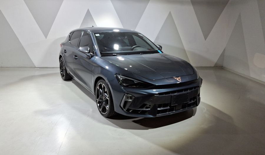 Cupra Leon 2.0 VZ ESSENTIAL DCT Hatchback 2025