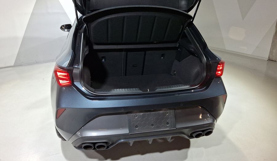Cupra Leon 2.0 VZ ESSENTIAL DCT Hatchback 2025