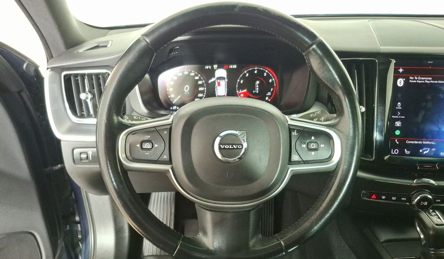 Volvo Xc60 2.0 T5 MOMENTUM AUTO 4WD Suv 2019