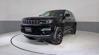 Jeep • Grand Cherokee