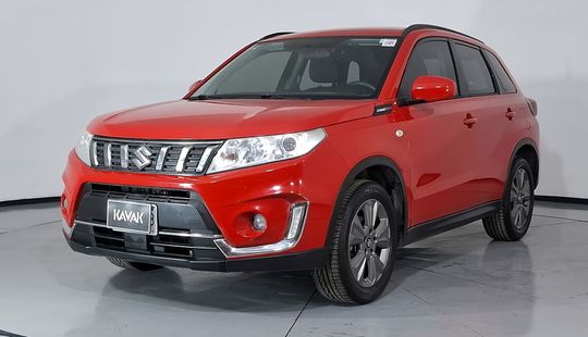 Suzuki • Vitara