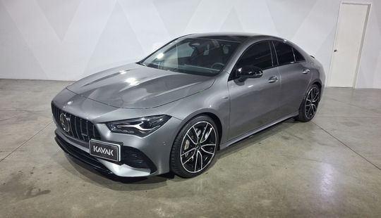 Mercedes Benz • Clase CLA