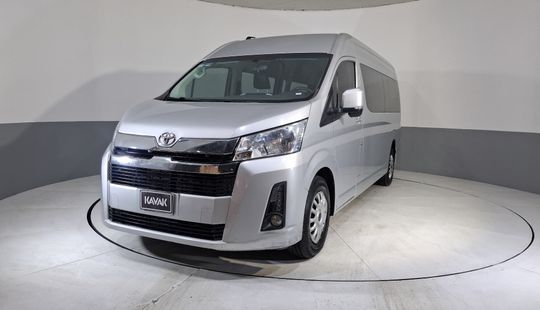 Toyota • Hiace