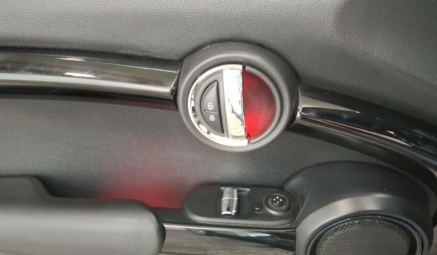 Mini Cooper 1.5 COOPER CHILI Hatchback 2019