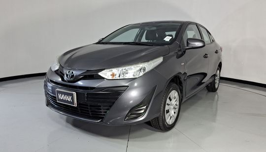 Toyota • Yaris