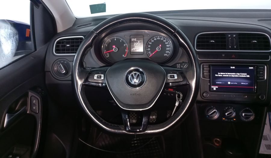 Volkswagen Polo 1.6 COMFORTLINE PLUS Hatchback 2020