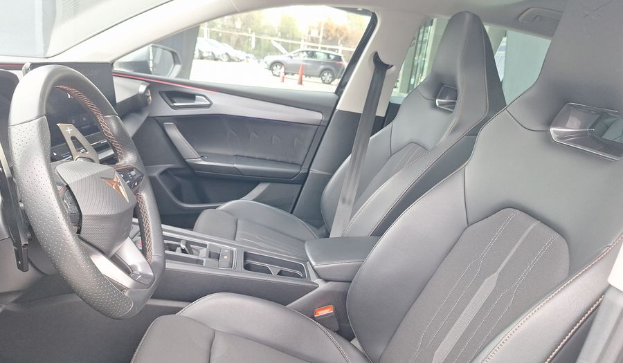 Cupra Leon 1.4T AUTO Hatchback 2025