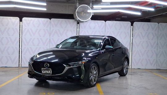 Mazda • Mazda 3