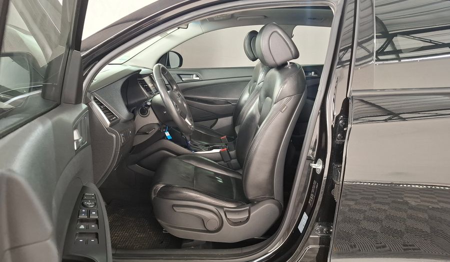 Hyundai Tucson 2.0 2WD PANORAMA AUTO Suv 2018