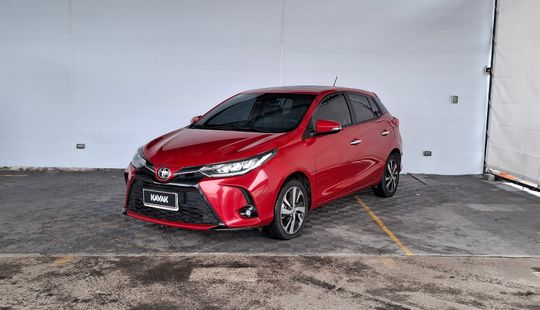 Toyota • Yaris