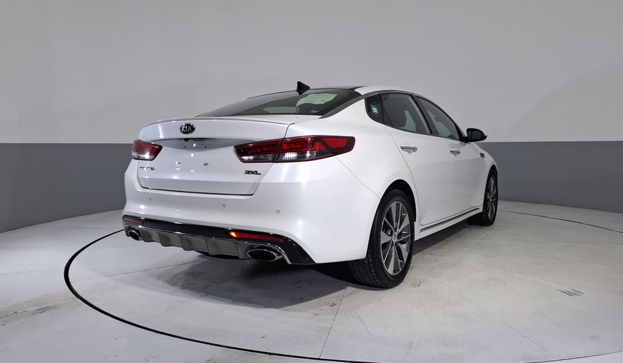 Kia Optima 2.0 TURBO GDI SXL AT Sedan 2016