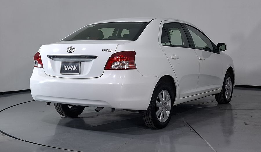 Toyota Yaris 1.5 SEDAN PREMIUM MT Sedan 2016