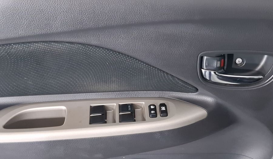 Toyota Yaris 1.5 SEDAN PREMIUM MT Sedan 2016