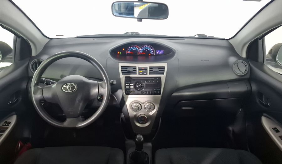 Toyota Yaris 1.5 SEDAN PREMIUM MT Sedan 2016