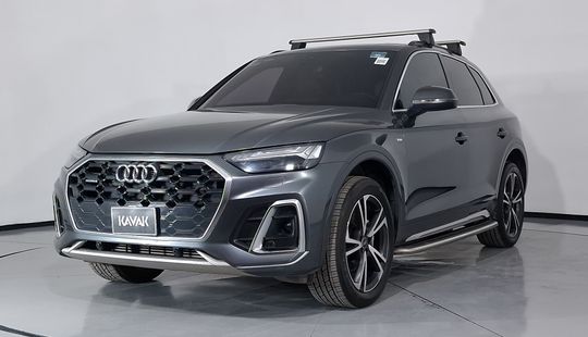 Audi • Q5