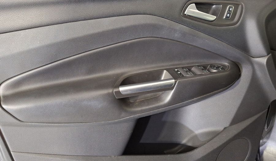 Ford Escape 2.5 TREND ADVANCE I4 AT Suv 2016